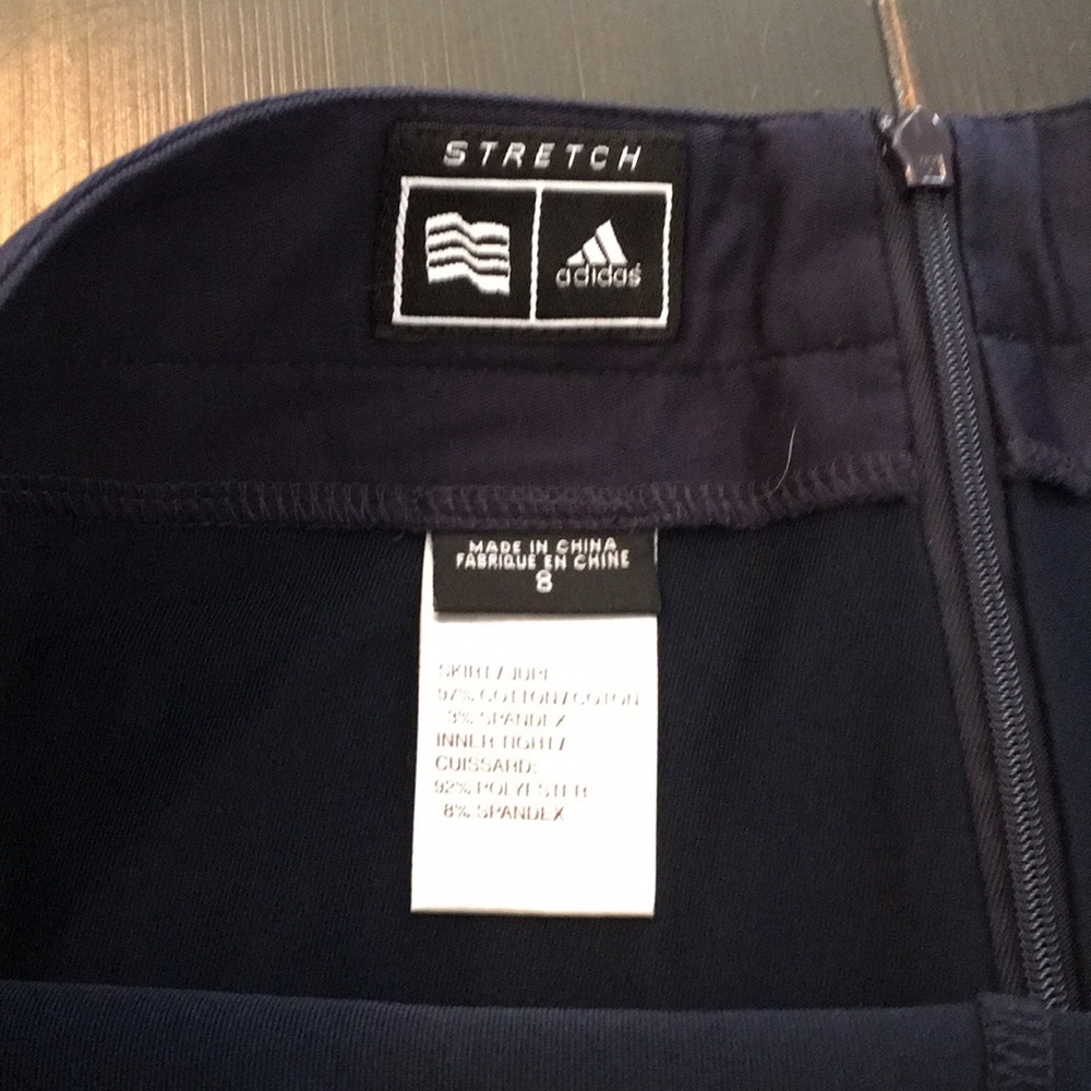 Adidas stretch golf skort-size 8 - Picture 3 of 3